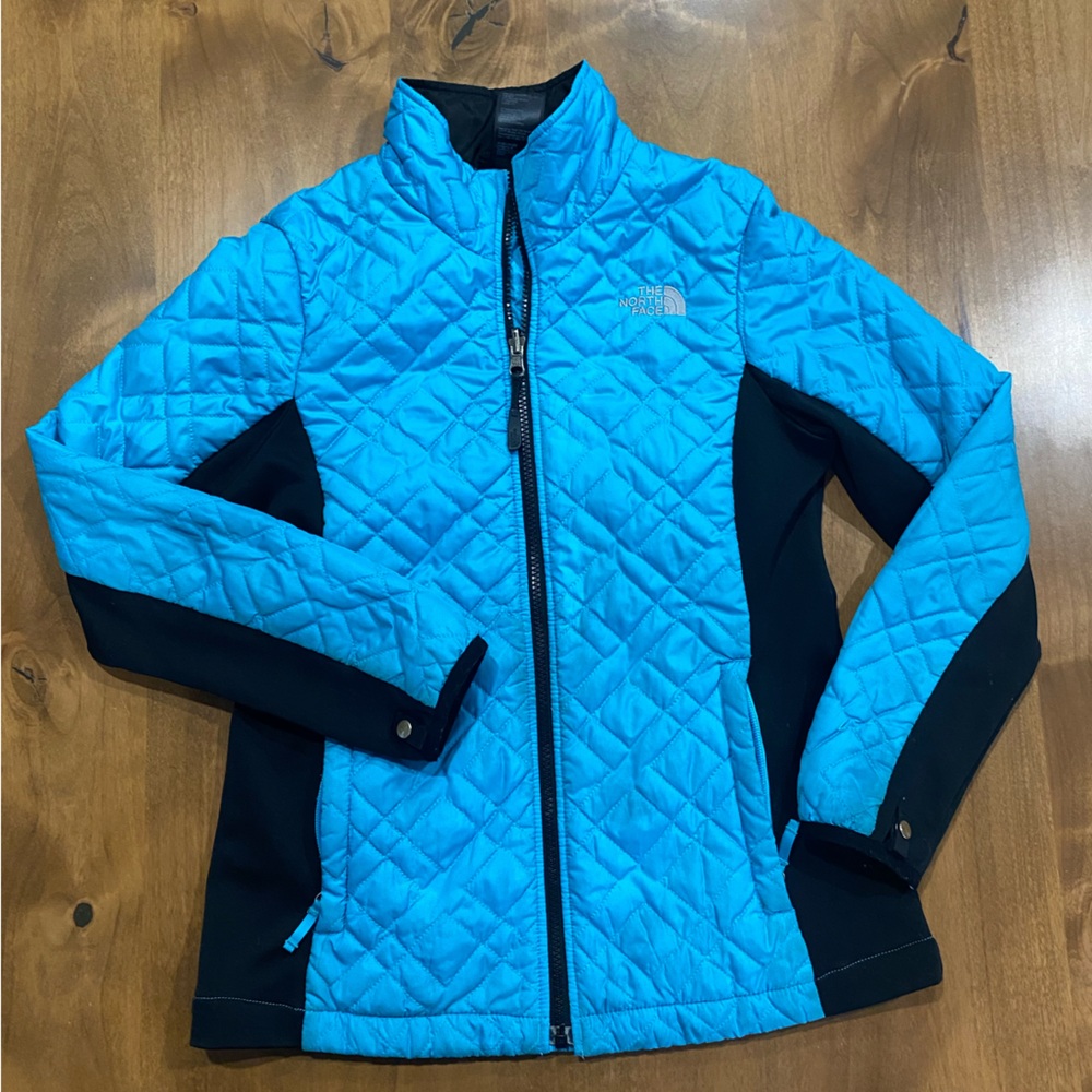 The North Face youth girls large 14/16 Turquoise full zip puffer jacket